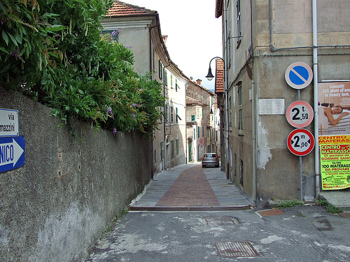 Rossiglione, Via Mazzini - Foto di Roberto Narducci