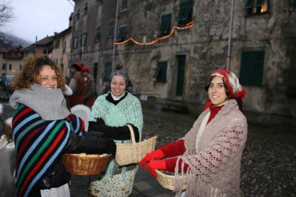 Il Presepe vivente al Paese Vecchio di Masone 2013 - Foto di Tommy Pittaluga