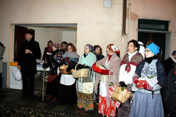 Il Presepe vivente al Paese Vecchio di Masone 2013 - Foto di Tommy Pittaluga