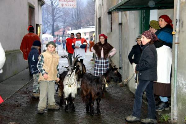 Il Presepe vivente al Paese Vecchio di Masone 2013 - Foto di Tommy Pittaluga