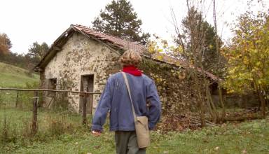 Trailer di “Una Croce sulla Giacca – Don Berto, il prete partigiano”