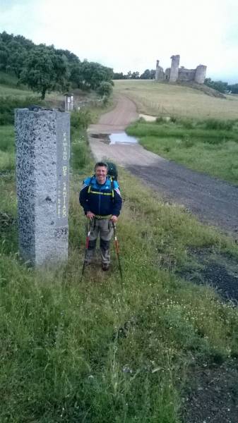 Il camminatore campese Antonio Perrone e il Cammino di Santiago di Compostela