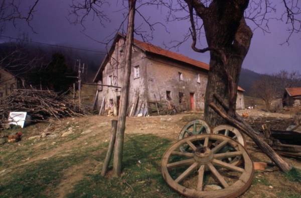 Masone, cascina Bossra o Bossola - Foto di Gianni Ottonello